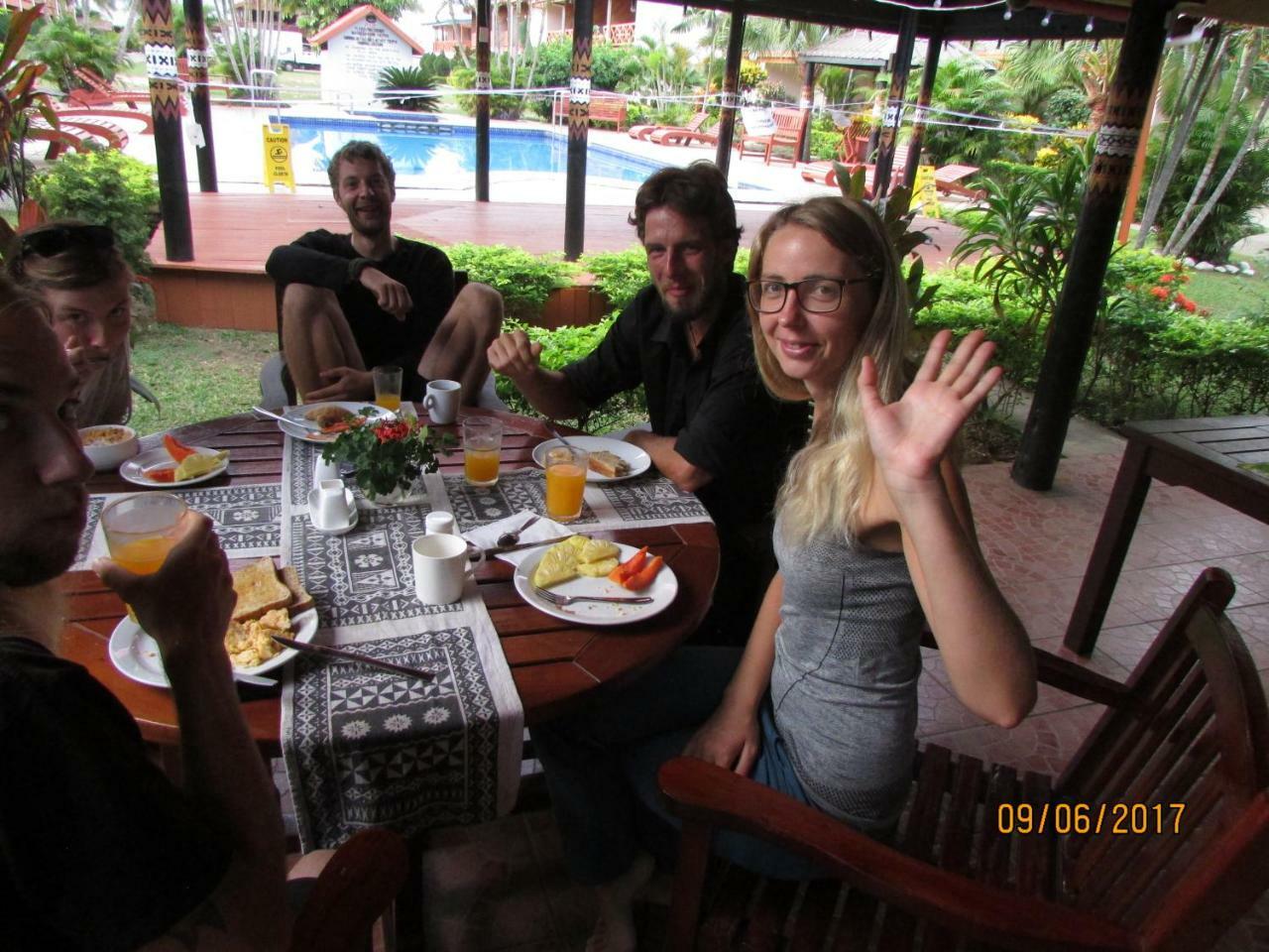 Wailoaloa Beach Resort Nadi Zewnętrze zdjęcie