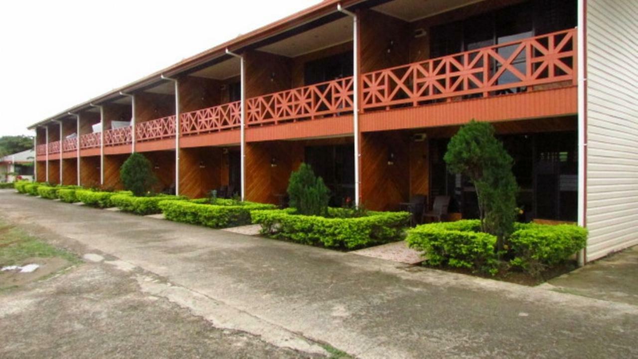 Wailoaloa Beach Resort Nadi Zewnętrze zdjęcie
